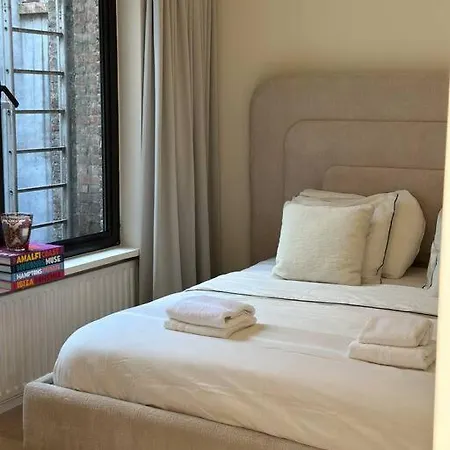 Apartment Luxury 2-bedroom Apart